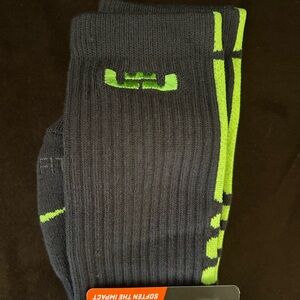 Lebron James, Nike Elite 🏀 Socks Charcoal Grey & Neon Green, NWT!